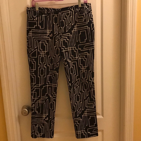 Worthington Pants - Black and white geometrical print pant.